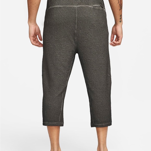 Nike Yoga Garment Dyed Pants Size Medium - Picture 4 of 8